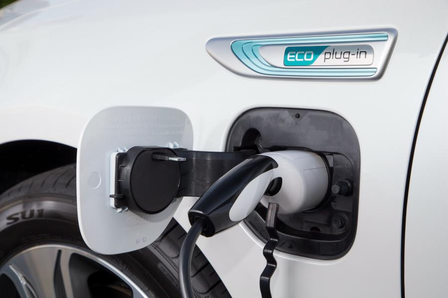 Детали экстерьера Kia Optima Sportswagon Plug-In Hybrid (JF) 2017 года  (WW) (фото 14 из 40)